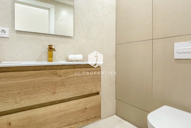 D'occasion - Appartement -
Torrevieja - Costa Blanca