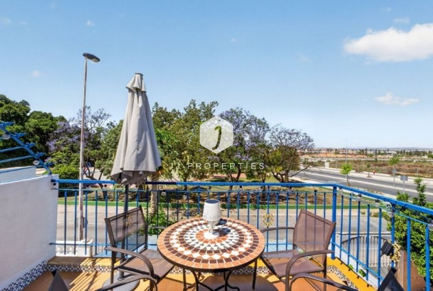 D'occasion - Attique -
Torrevieja - Jardin del Mar