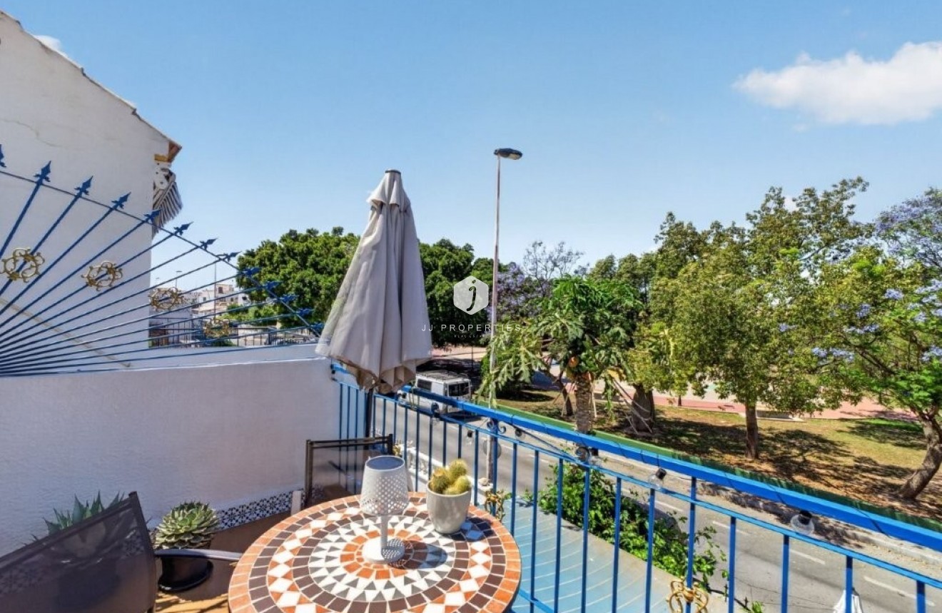 D'occasion - Attique -
Torrevieja - Jardin del Mar