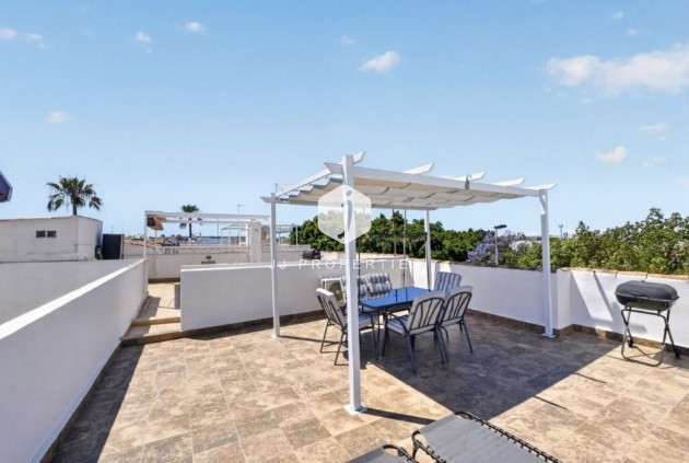 D'occasion - Attique -
Torrevieja - Jardin del Mar