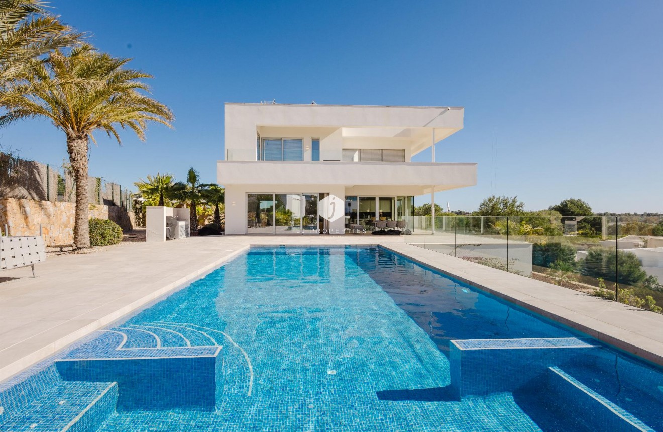 Aus zweiter Hand - Villa -
Orihuela Costa - Costa Blanca