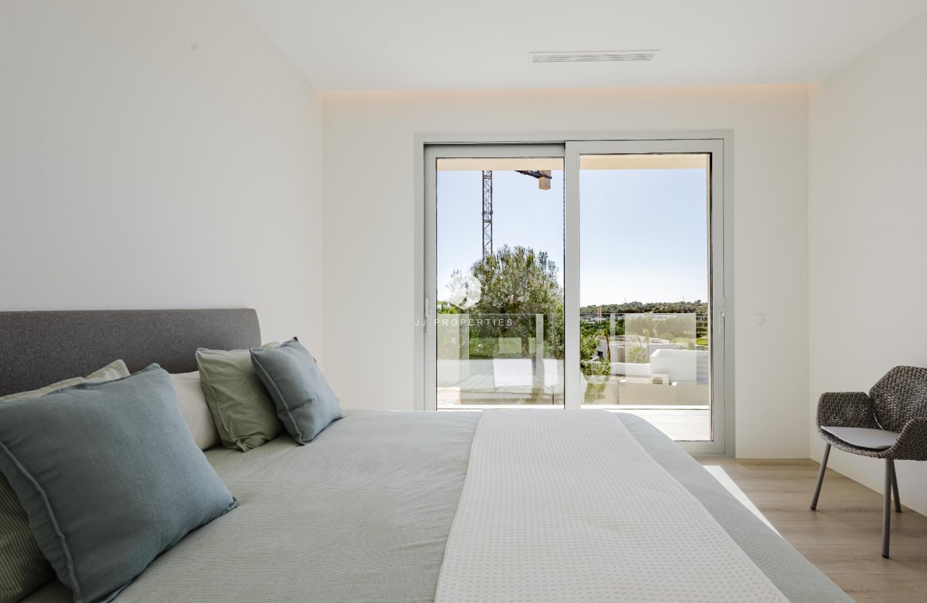Aus zweiter Hand - Villa -
Orihuela Costa - Costa Blanca