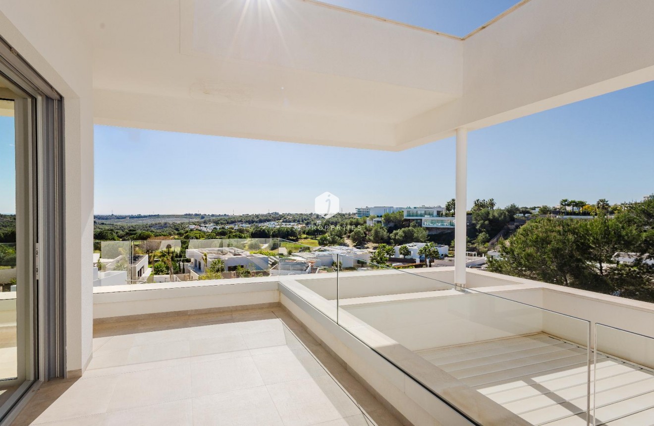 Aus zweiter Hand - Villa -
Orihuela Costa - Costa Blanca