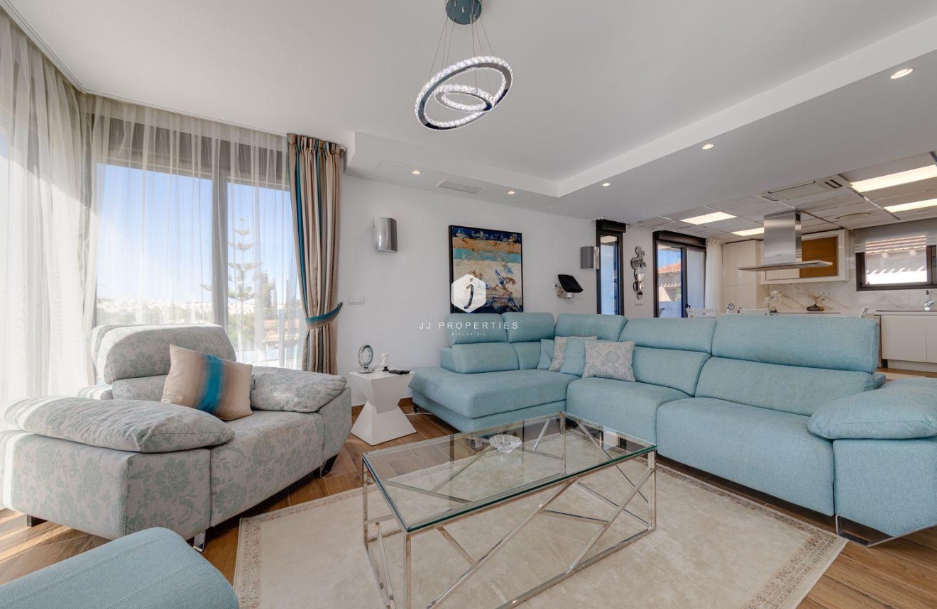 Tweedehands - Villa -
Torrevieja - Costa Blanca