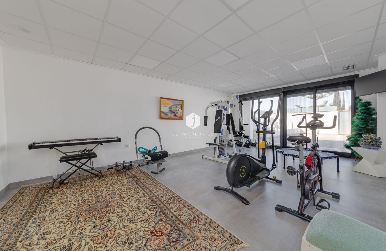 Tweedehands - Villa -
Torrevieja - Costa Blanca