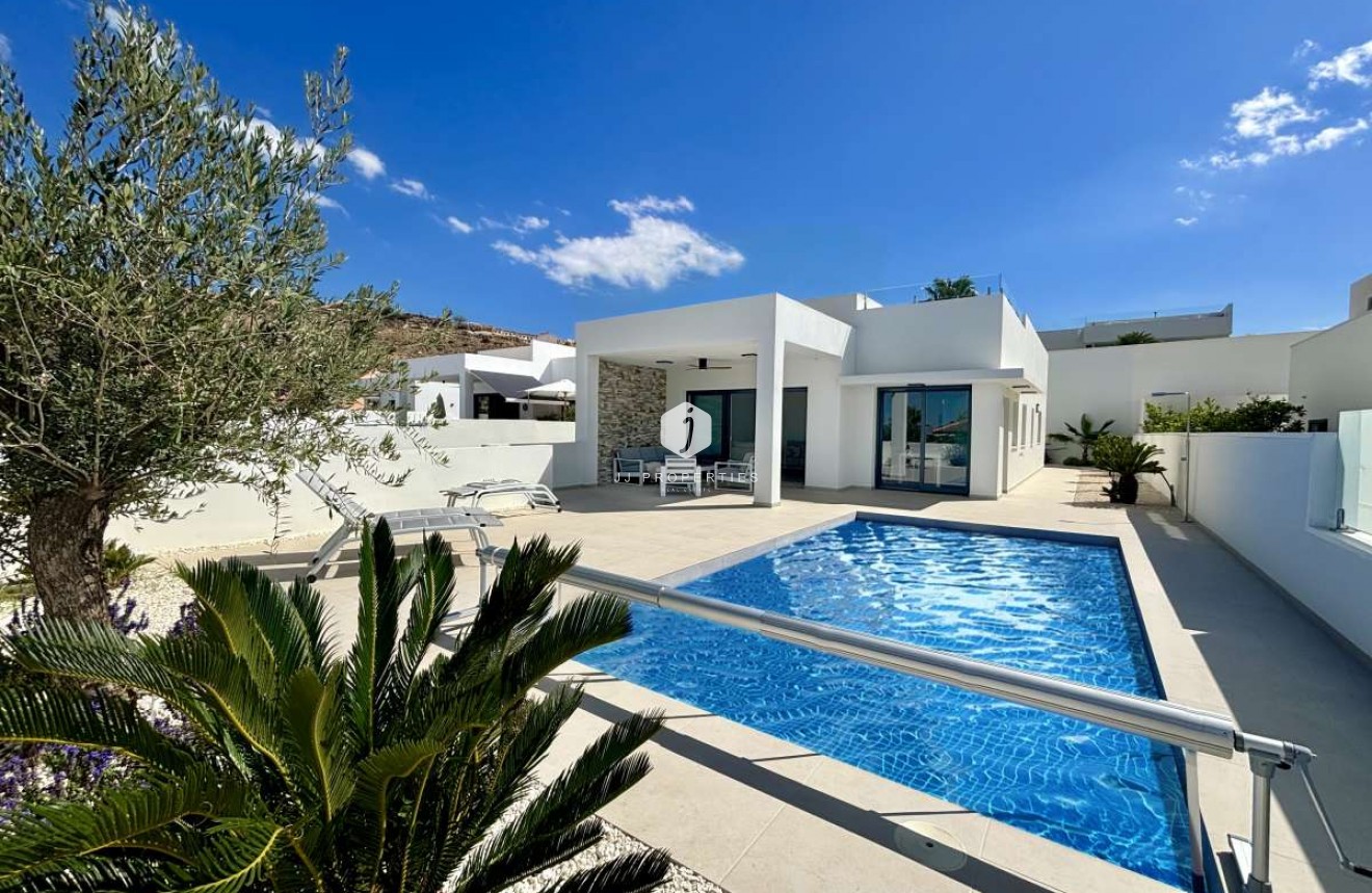 D'occasion - Villa -
Ciudad Quesada - Costa Blanca