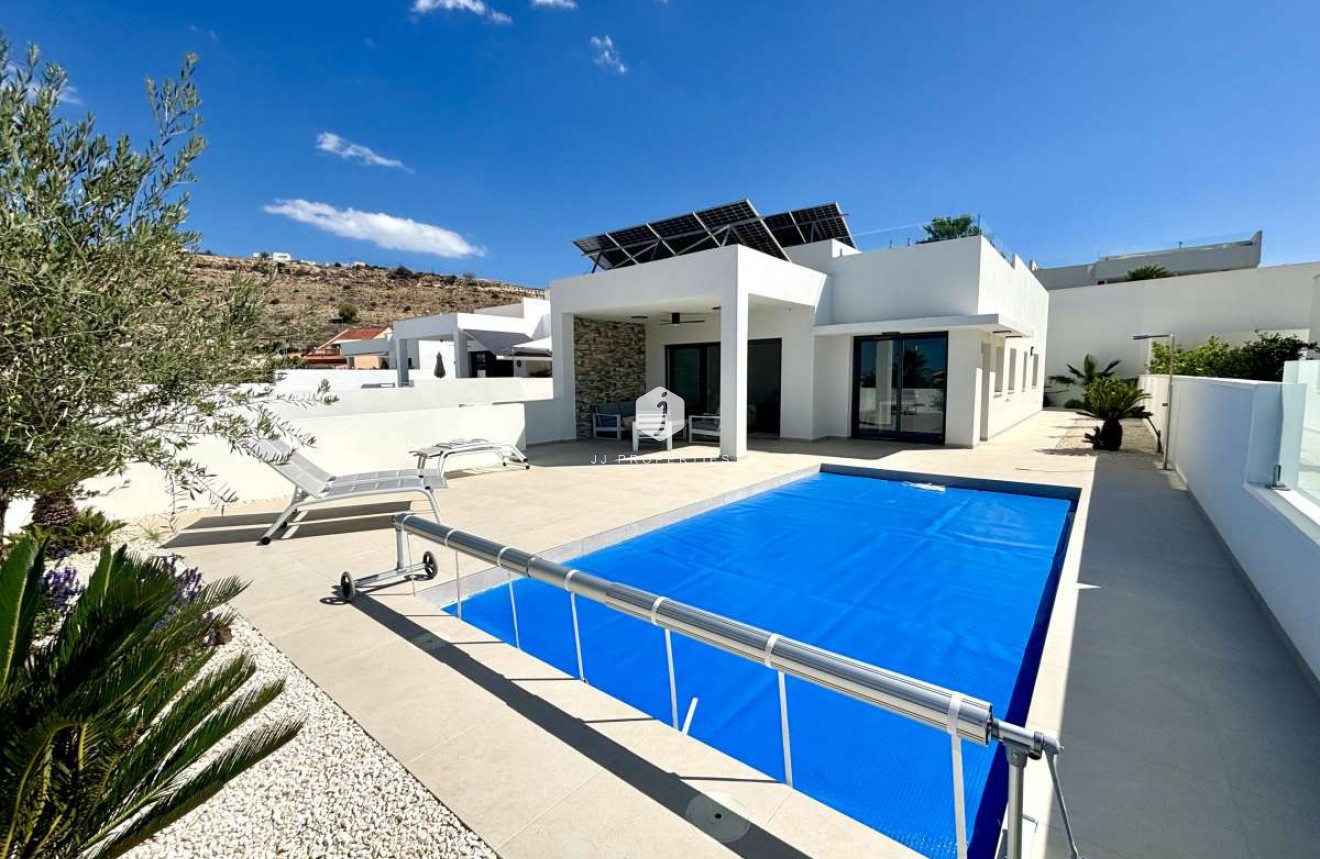 D'occasion - Villa -
Ciudad Quesada - Costa Blanca
