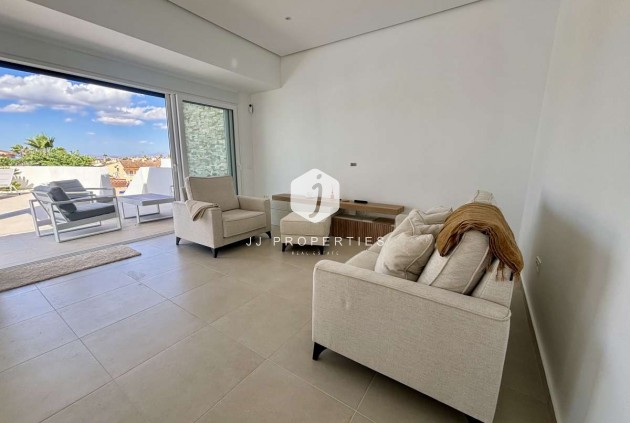 D'occasion - Villa -
Ciudad Quesada - Costa Blanca