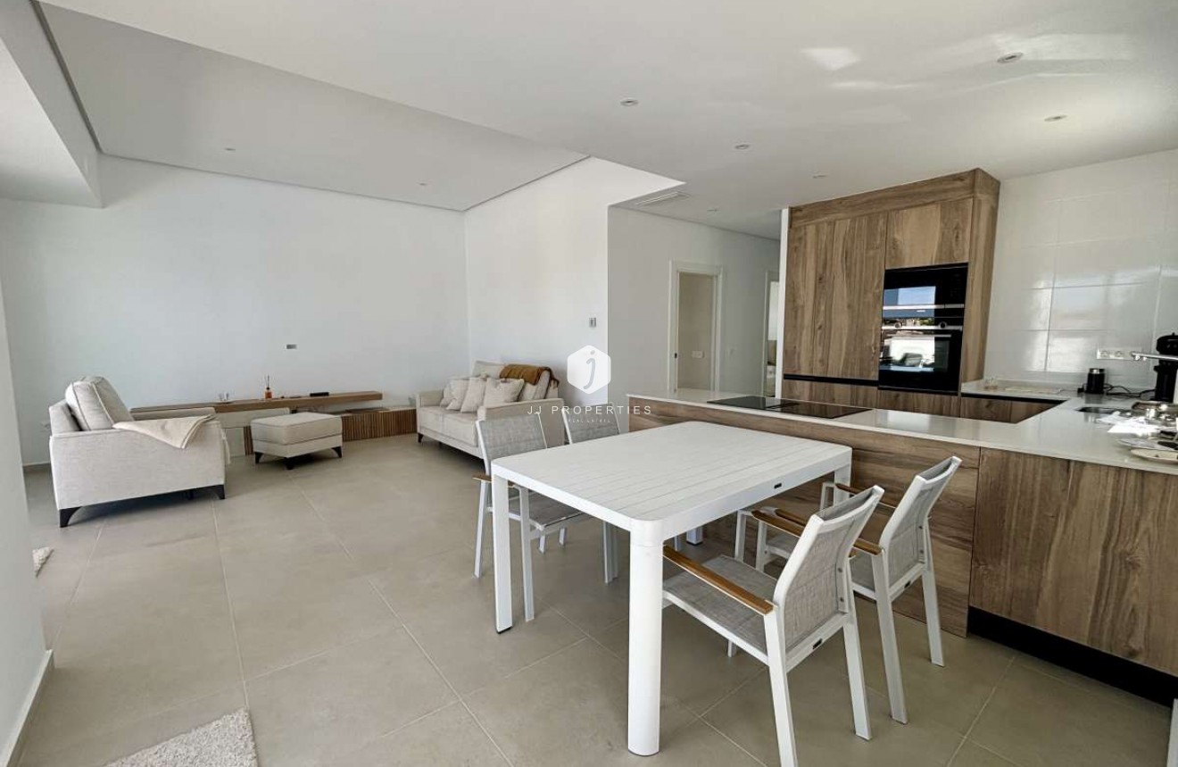 D'occasion - Villa -
Ciudad Quesada - Costa Blanca