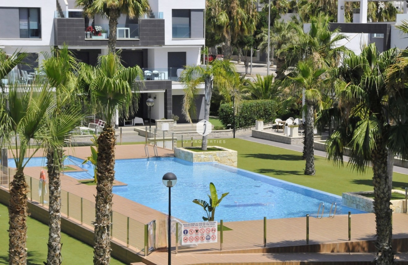 D'occasion - Attique -
Guardamar del Segura - Costa Blanca