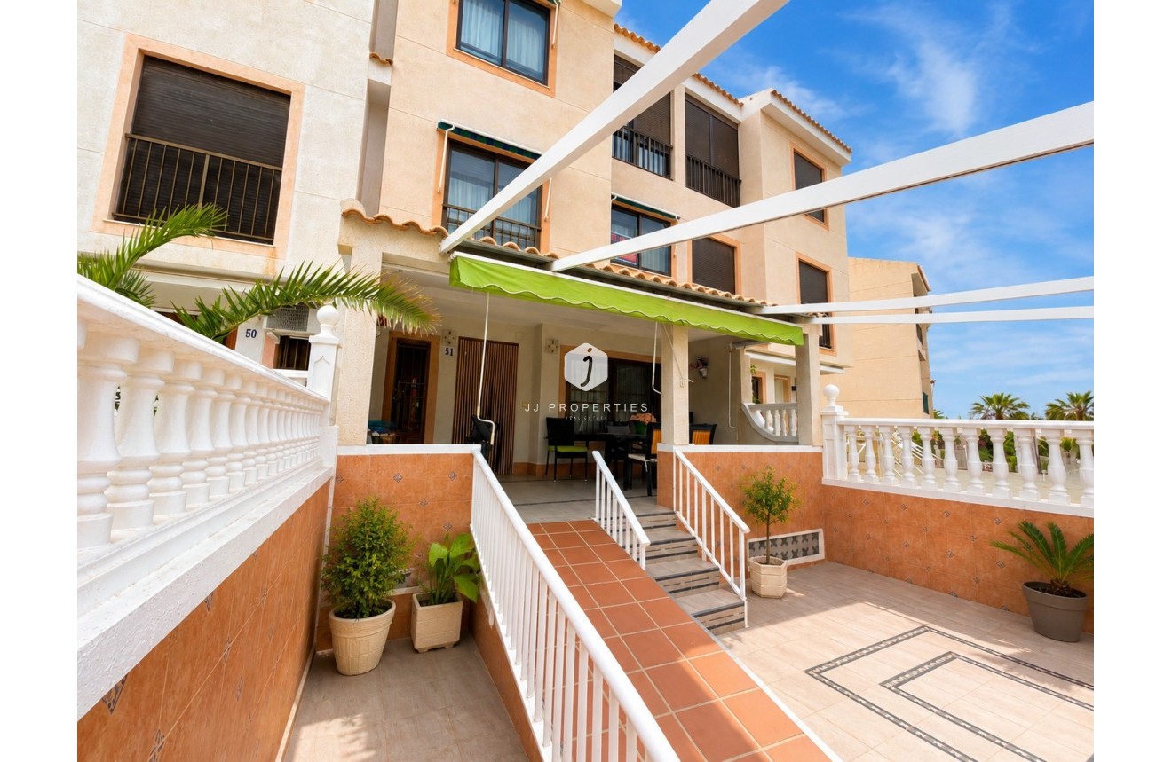 Z drugiej ręki - Szalet -
Guardamar del Segura - Costa Blanca