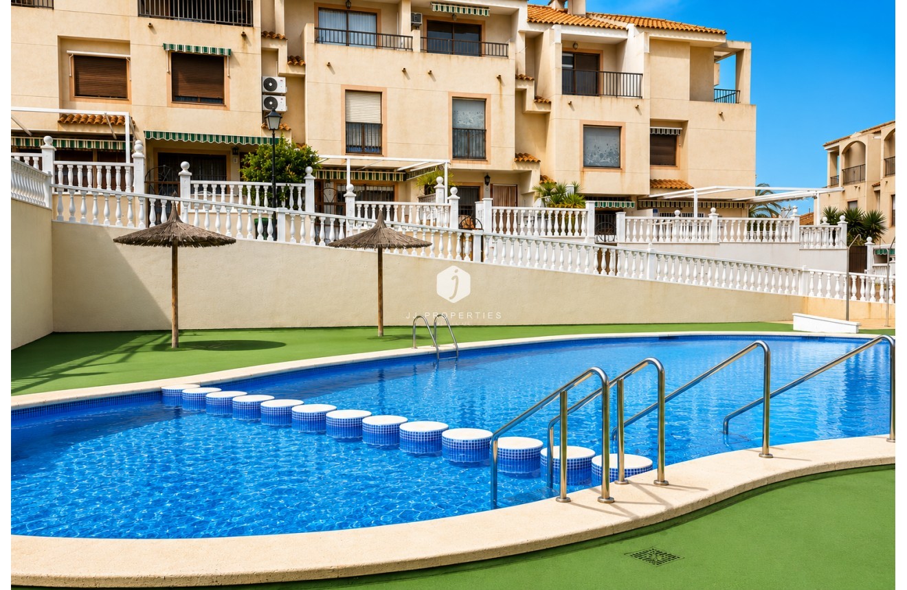 Z drugiej ręki - Szalet -
Guardamar del Segura - Costa Blanca