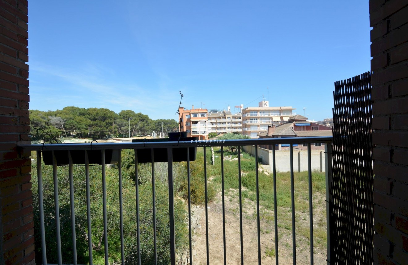 Z drugiej ręki - Mieszkanie w bloku -
Guardamar del Segura - Costa Blanca