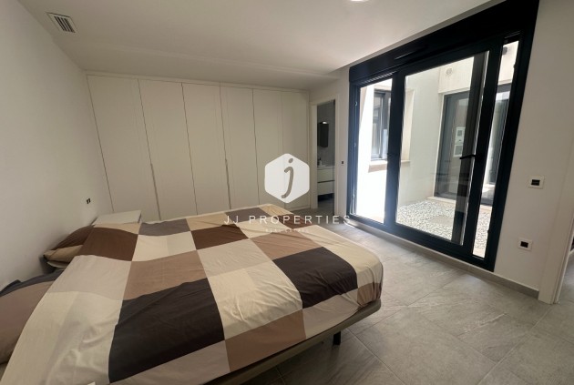 D'occasion - Villa -
San Miguel de Salinas - Inland