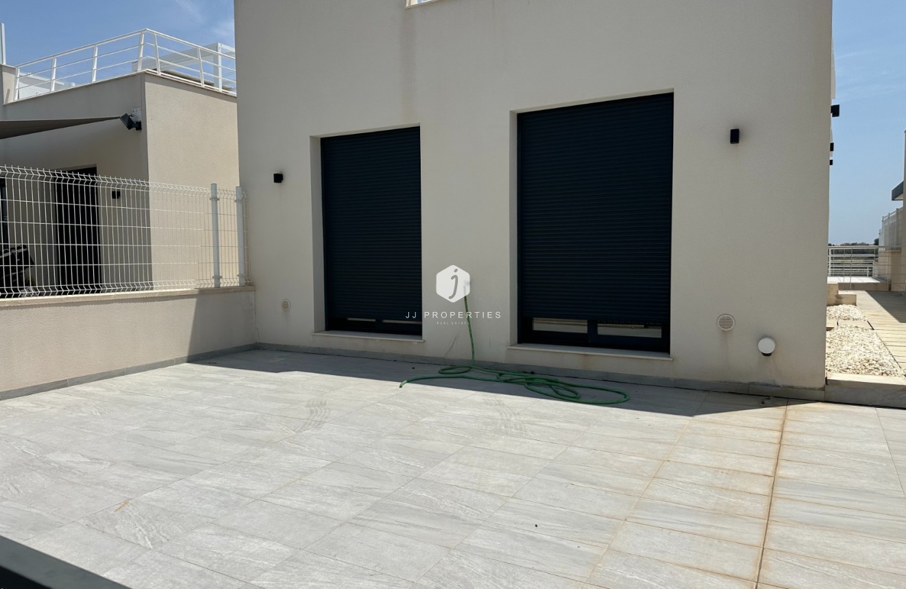 D'occasion - Villa -
San Miguel de Salinas - Inland