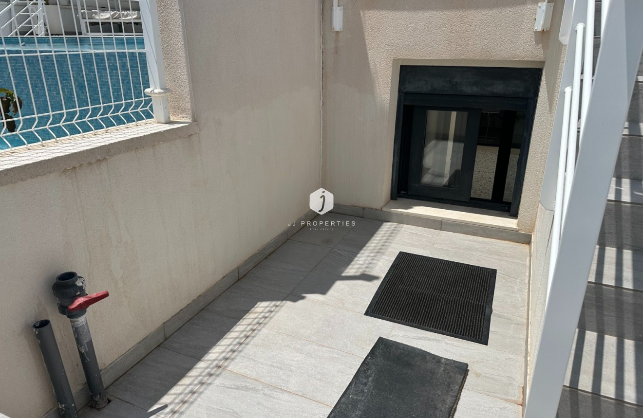 D'occasion - Villa -
San Miguel de Salinas - Inland