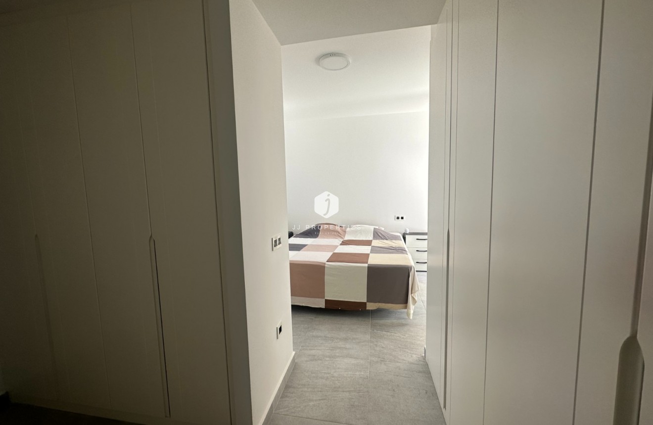 D'occasion - Villa -
San Miguel de Salinas - Inland