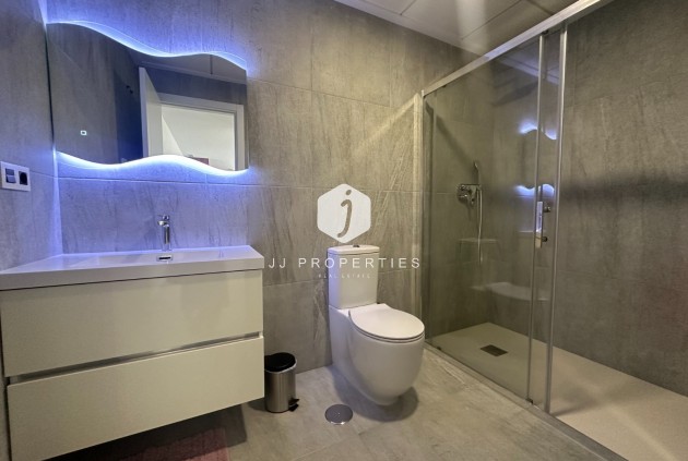 D'occasion - Villa -
San Miguel de Salinas - Inland