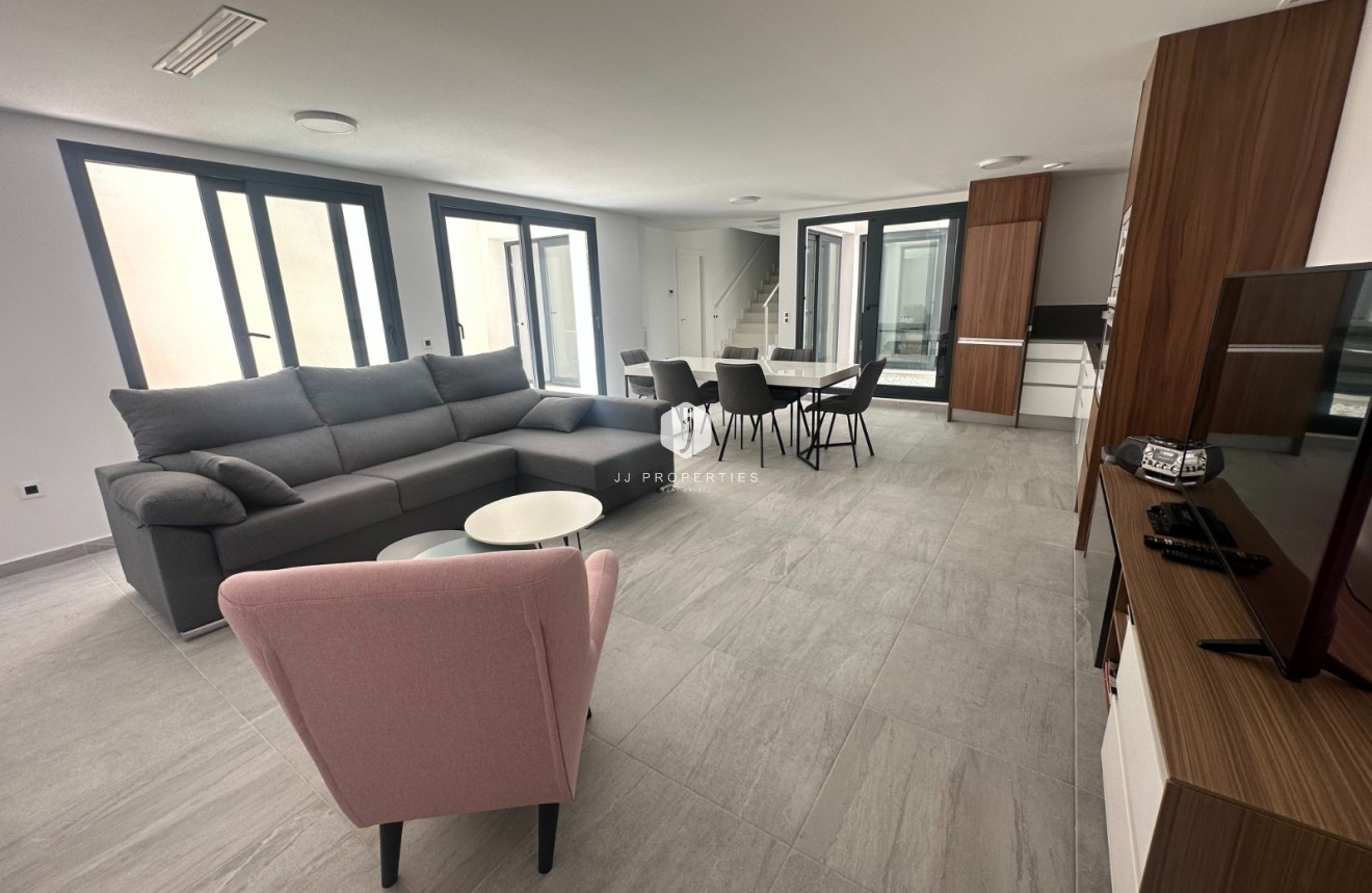 D'occasion - Villa -
San Miguel de Salinas - Inland
