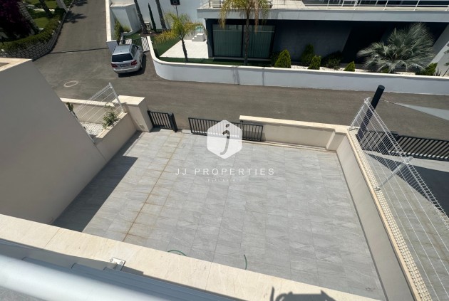 D'occasion - Villa -
San Miguel de Salinas - Inland