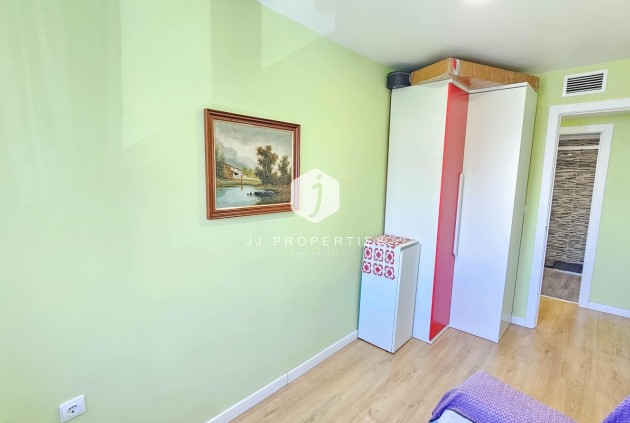 D'occasion - Appartement -
Torrevieja - Playa del Cura