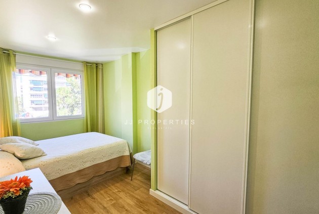 D'occasion - Appartement -
Torrevieja - Playa del Cura