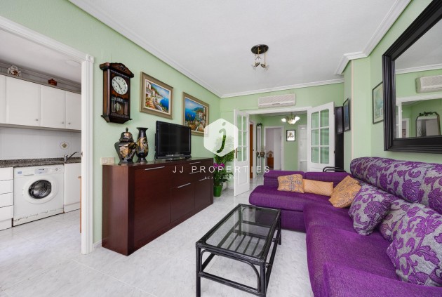Tweedehands - Appartement / flat -
Torrevieja - Antonio Machado