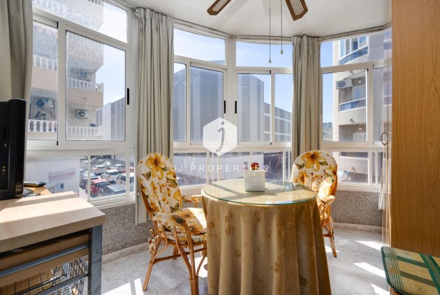 Tweedehands - Appartement / flat -
Torrevieja - Antonio Machado