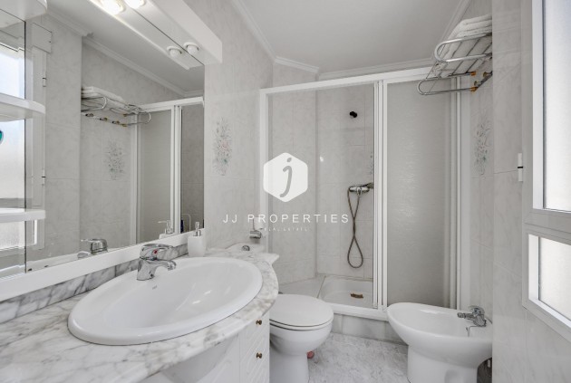 Tweedehands - Appartement / flat -
Torrevieja - Antonio Machado