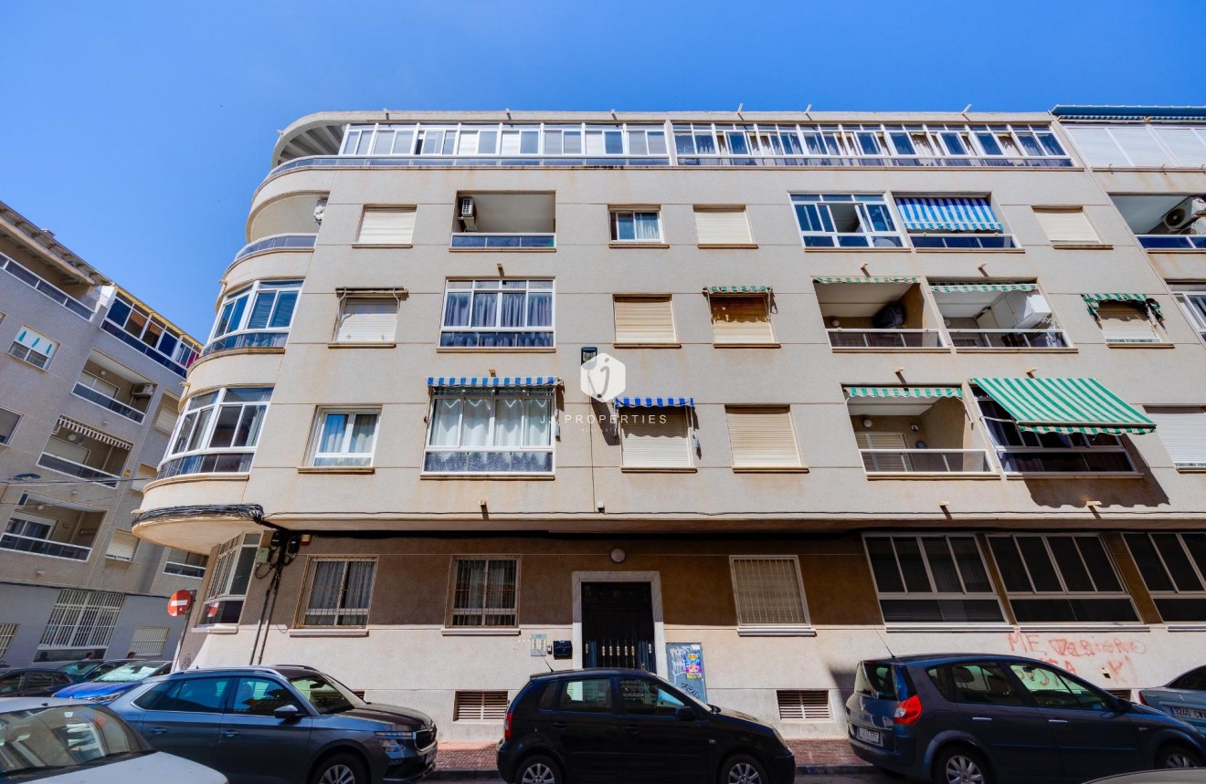 Tweedehands - Appartement / flat -
Torrevieja - Antonio Machado
