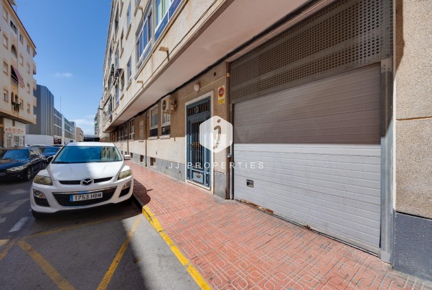 Tweedehands - Appartement / flat -
Torrevieja - Antonio Machado
