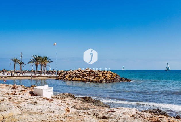 Tweedehands - Appartement / flat -
Torrevieja - Antonio Machado
