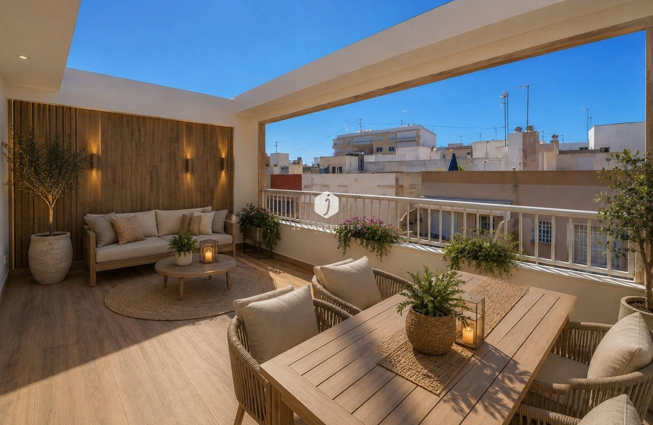 Z drugiej ręki - Mieszkanie w bloku -
Torrevieja - Playa del Cura