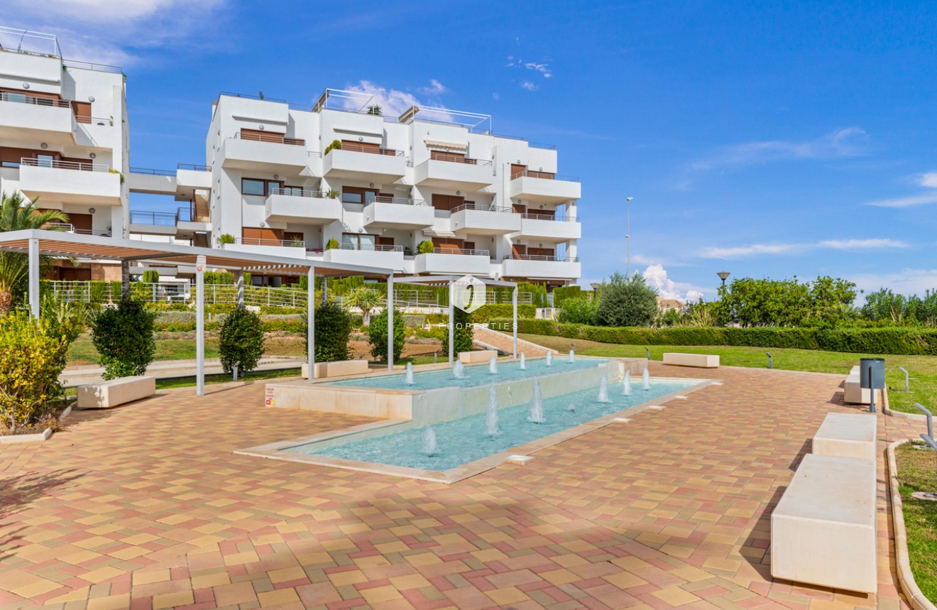 Segunda mano - Apartamento / piso -
Cabo Roig - Costa Blanca