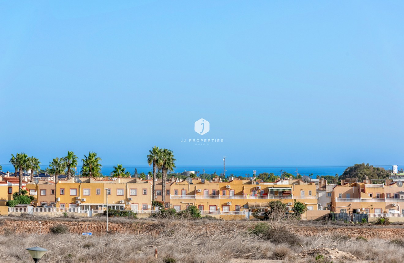 Segunda mano - Apartamento / piso -
Cabo Roig - Costa Blanca