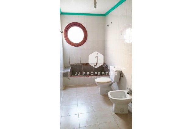 D'occasion - Appartement -
Torrevieja - Centro
