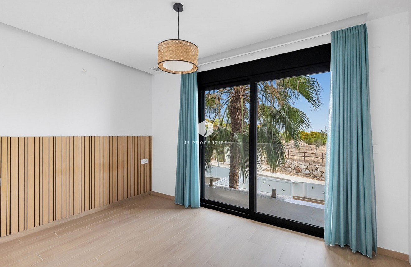 Z drugiej ręki - Villa -
Benijofar - Costa Blanca