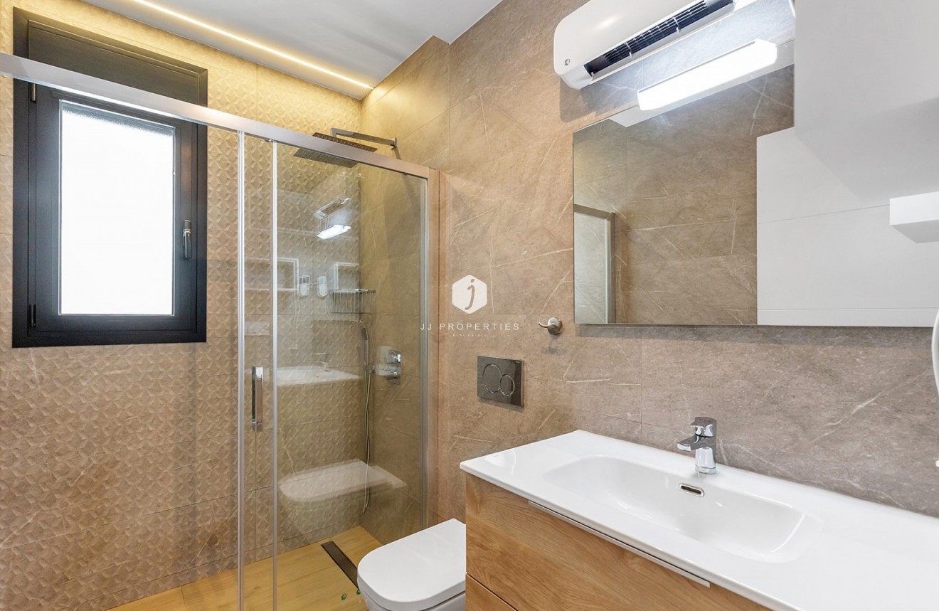 Z drugiej ręki - Villa -
Benijofar - Costa Blanca