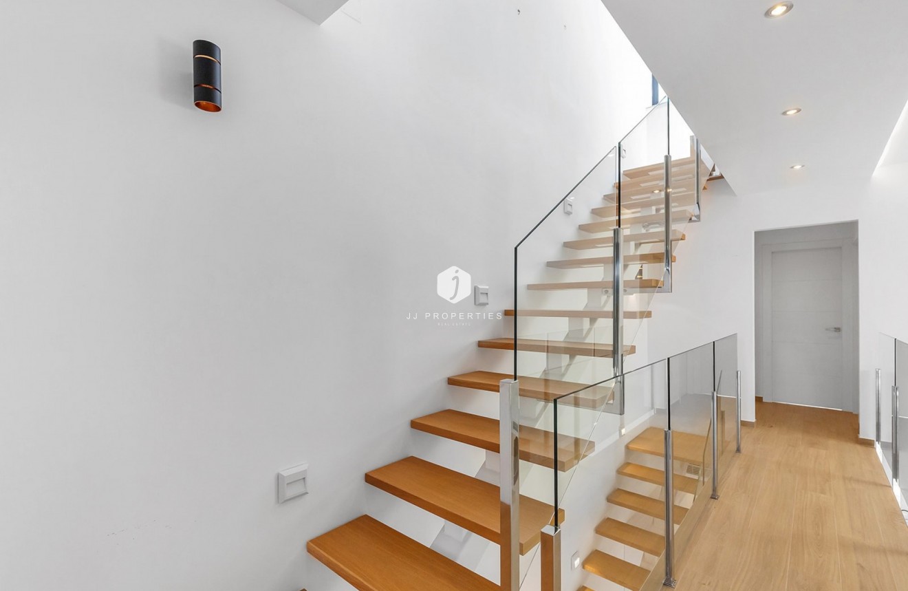 Z drugiej ręki - Villa -
Benijofar - Costa Blanca