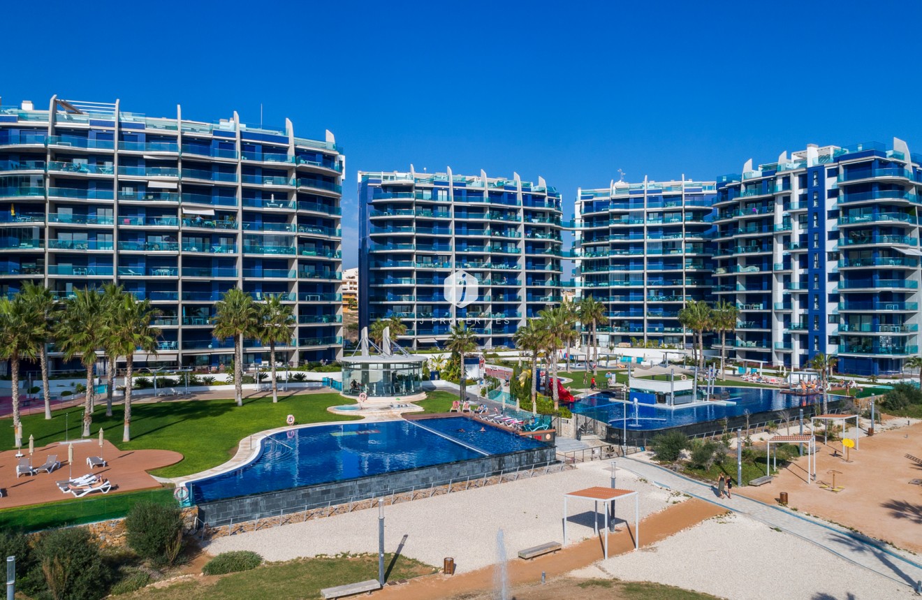 D'occasion - Attique -
Torrevieja - Costa Blanca