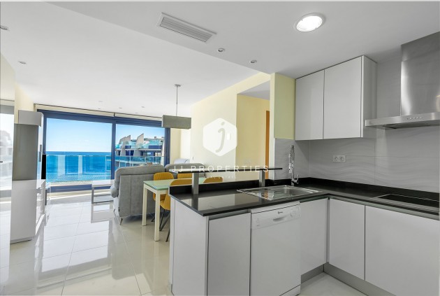 D'occasion - Attique -
Torrevieja - Costa Blanca