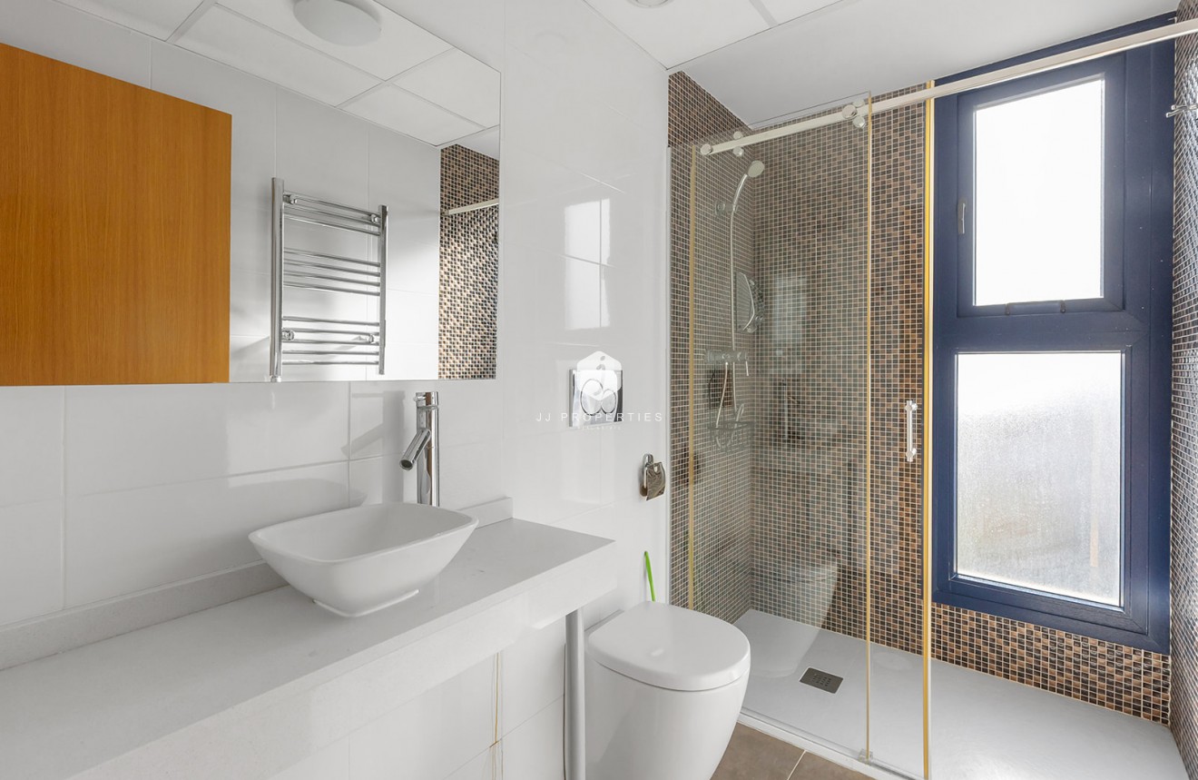 D'occasion - Attique -
Torrevieja - Costa Blanca