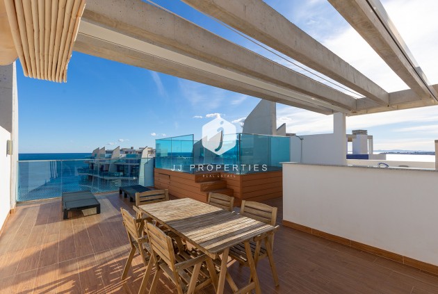 D'occasion - Attique -
Torrevieja - Costa Blanca