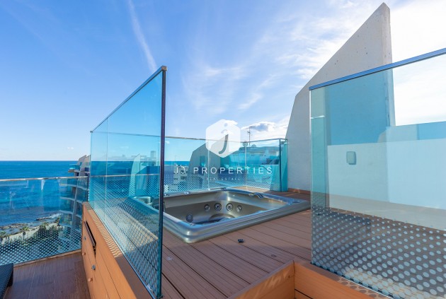 D'occasion - Attique -
Torrevieja - Costa Blanca