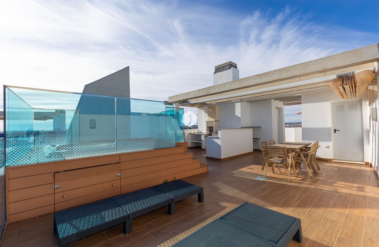 D'occasion - Attique -
Torrevieja - Costa Blanca