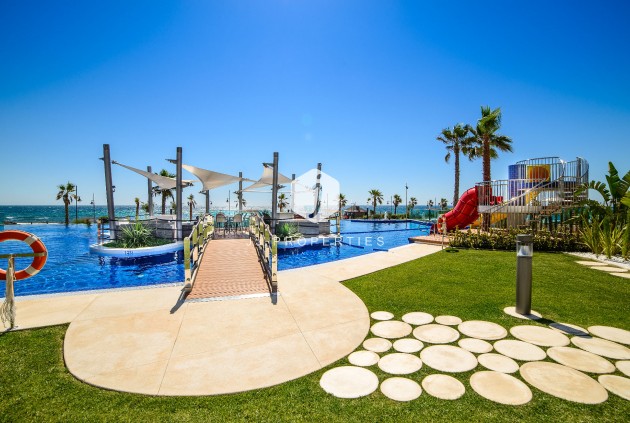 D'occasion - Attique -
Torrevieja - Costa Blanca