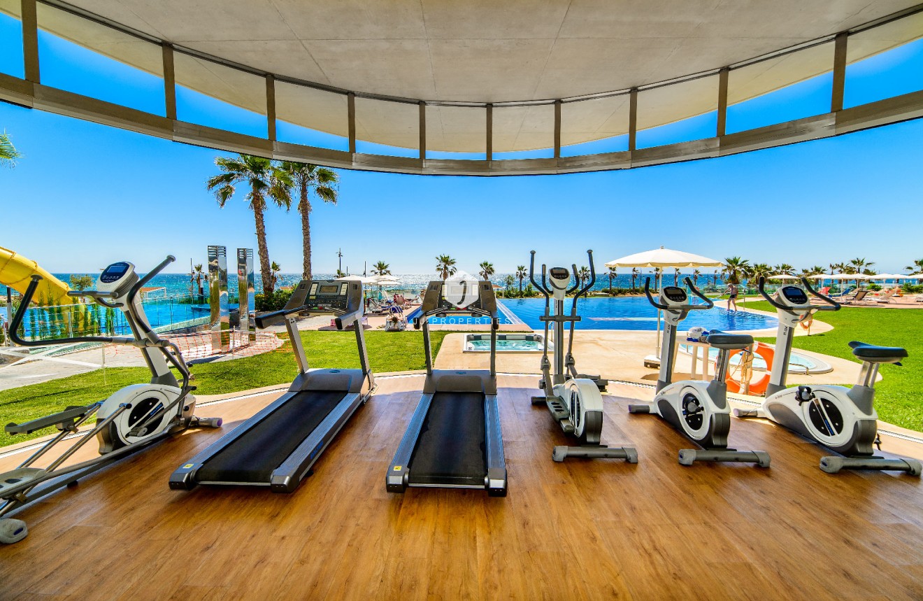 D'occasion - Attique -
Torrevieja - Costa Blanca