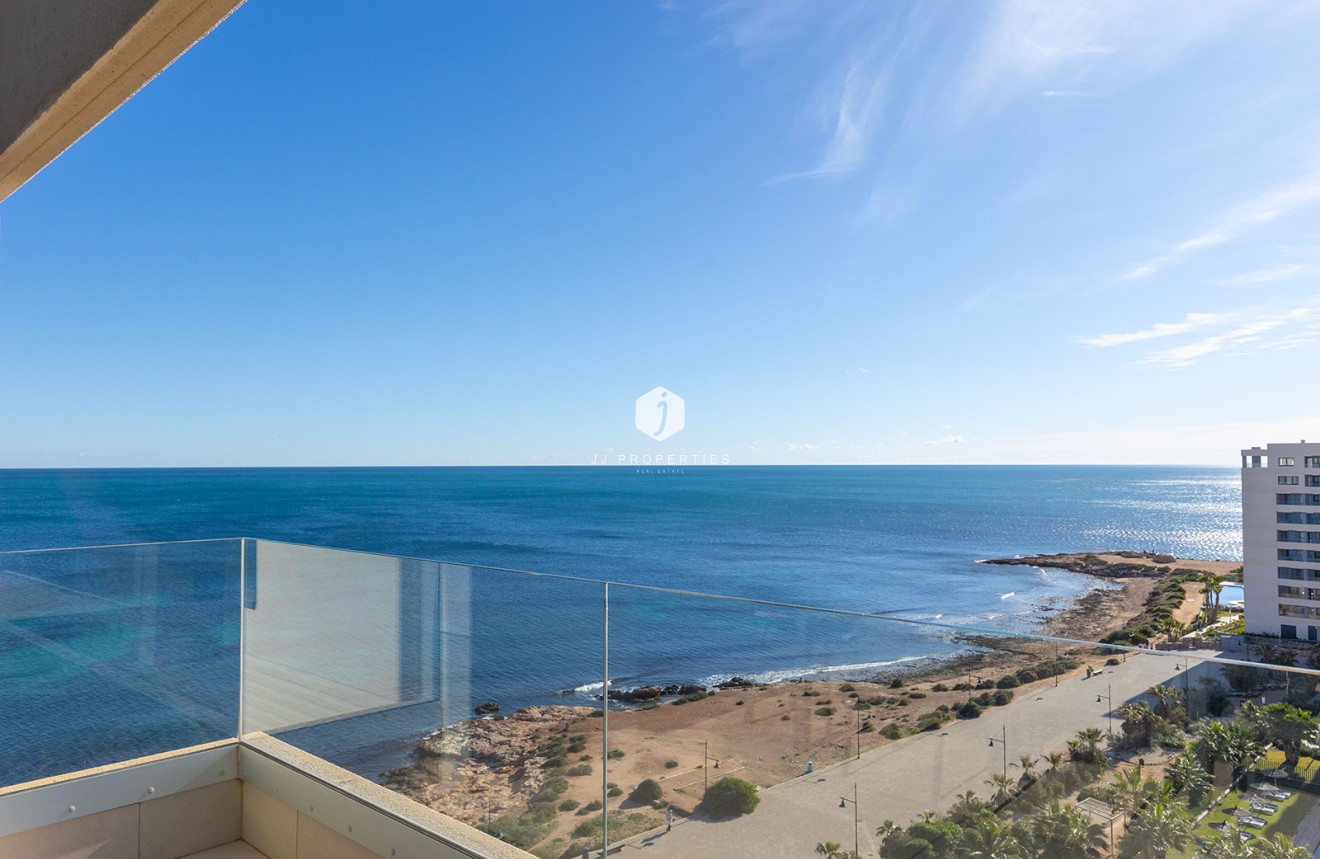 D'occasion - Attique -
Torrevieja - Costa Blanca