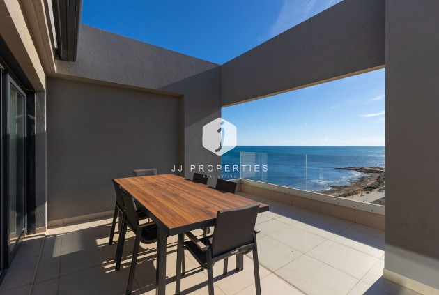 D'occasion - Attique -
Torrevieja - Costa Blanca