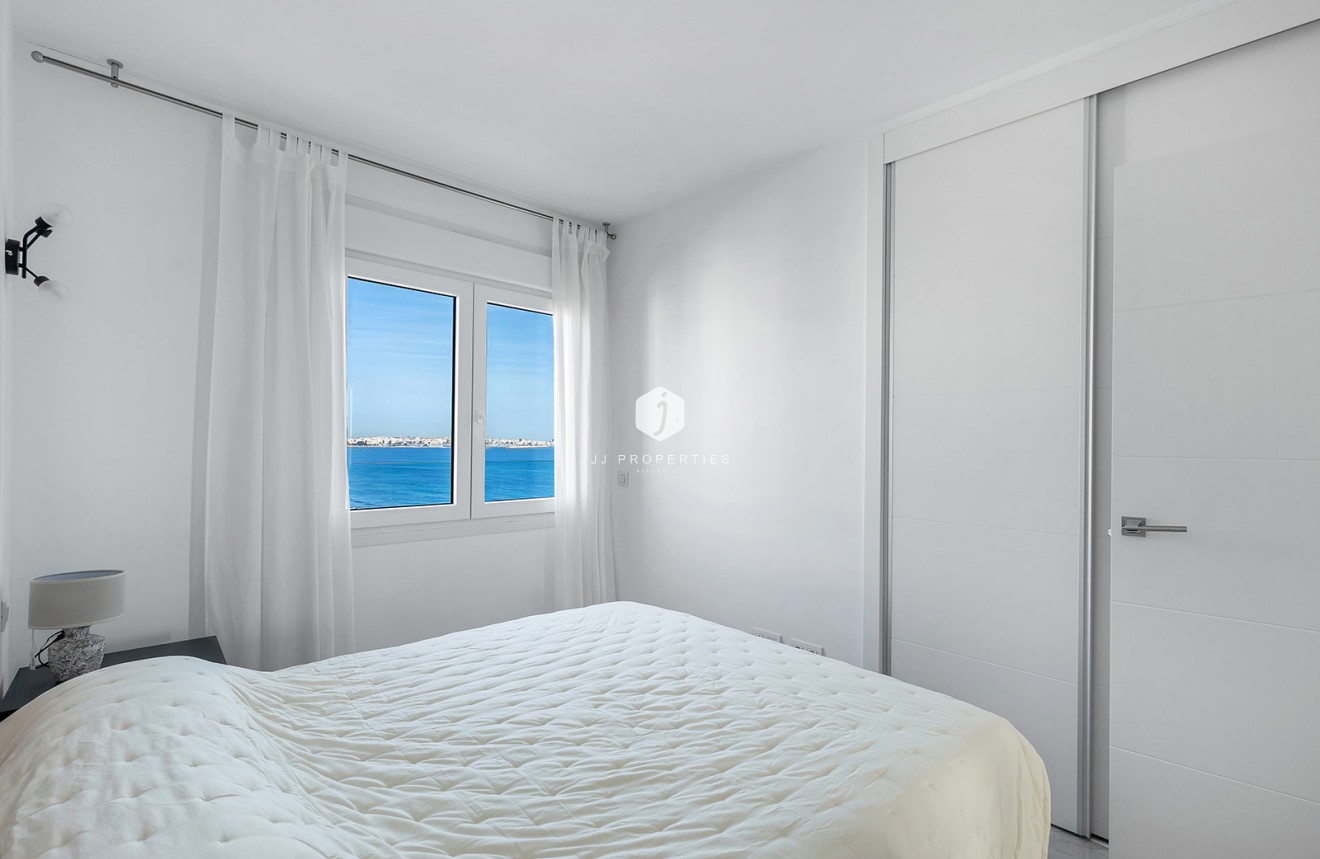 D'occasion - Attique -
Torrevieja - Costa Blanca